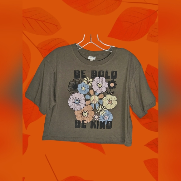 SELF❤️E Army Green Floral Statement Graphic Cropped T-Shirt - Sz XS - Picture 2 of 6